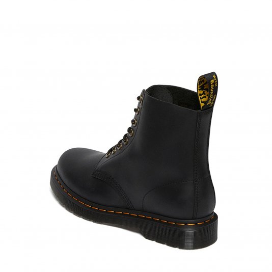 1460 Pascal Black Wild Buck