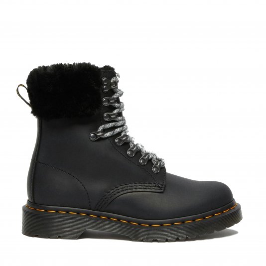 1460 Serena Collar Black Streeter