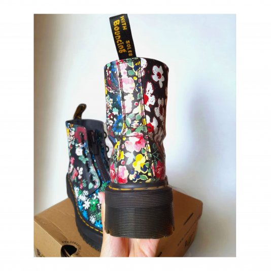 Sinclair Floral Black Floral Mash Up Backhand ( У )