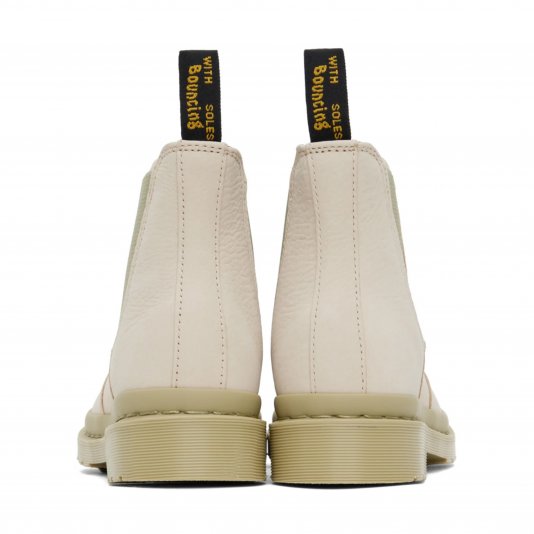 2976 Mono Parchment Beige Milled Nubuck WP