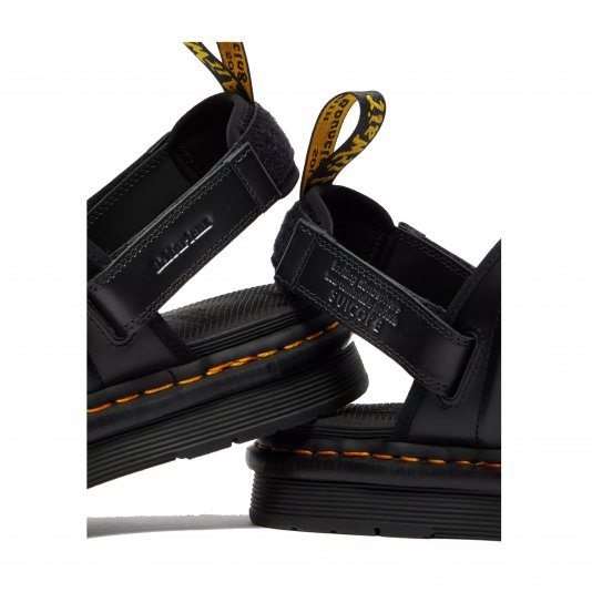 Mura Suicoke Black Smooth