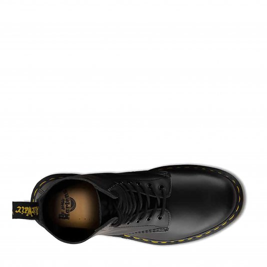 1490 Black Smooth