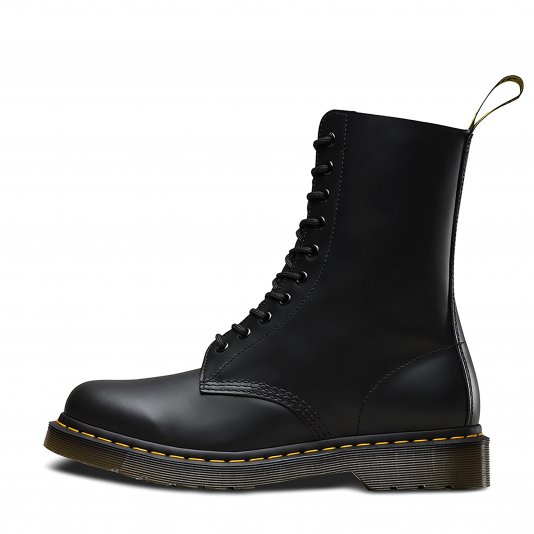 1490 Black Smooth