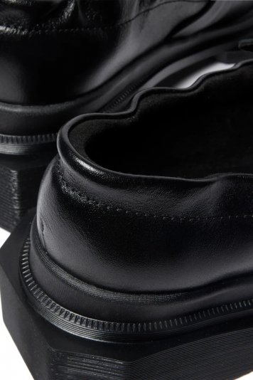 Loafers Maybole Square Toe Black Milled Gloss