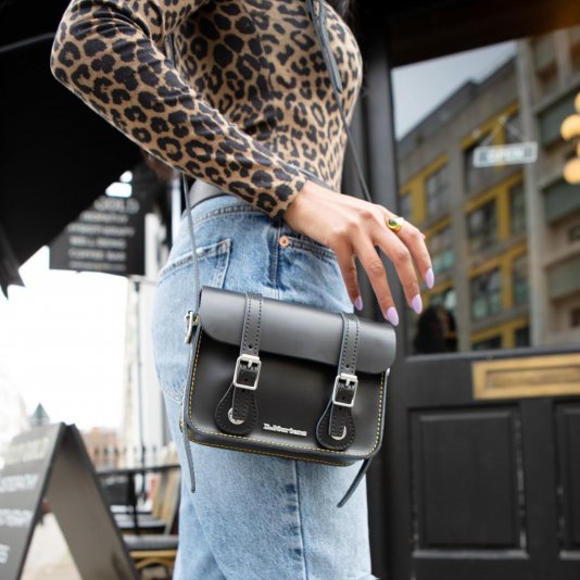 7 Inch Crossbody Black Kyiv / Smooth
