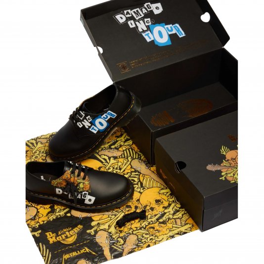 1461 Metallica White / Multicolor Backhand / Metallica Damage Tour Print