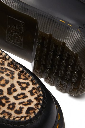 Penton Black / Light Tan Hair On / Smooth