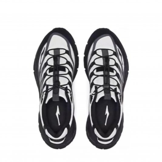 Woye 2 Monochrome Black/White