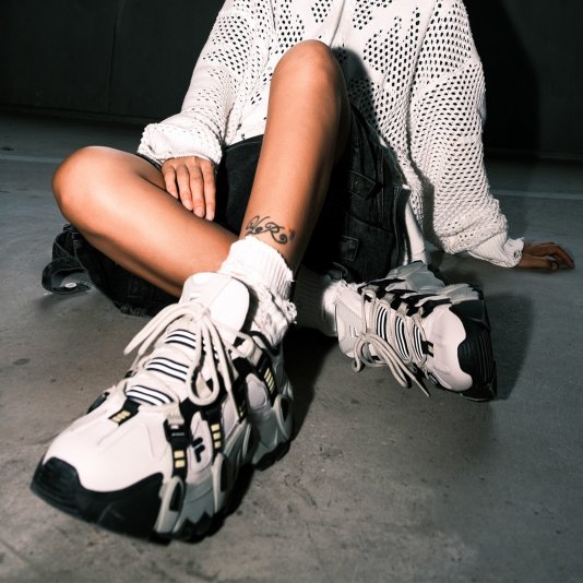 Exocet White Sand Grey/Black