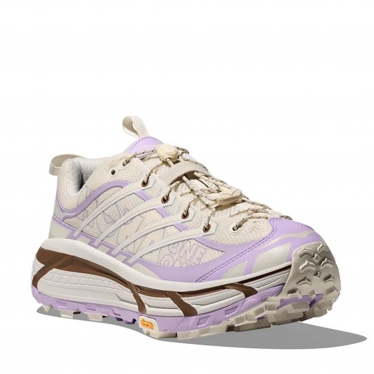 Mafate Three2 Wordmark Alabaster/Iris Flower