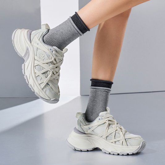 Matrix Web White/Ivory/Light Grey