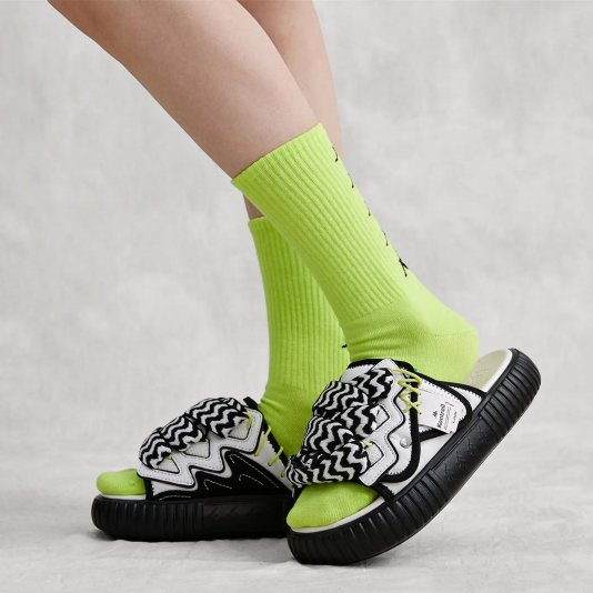 Nomad Mesh Panda Zigzag/Ink Black