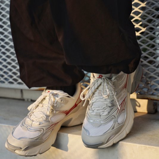 2YK Star Cloud White/Silver Birch Gray/Cinnabar Red