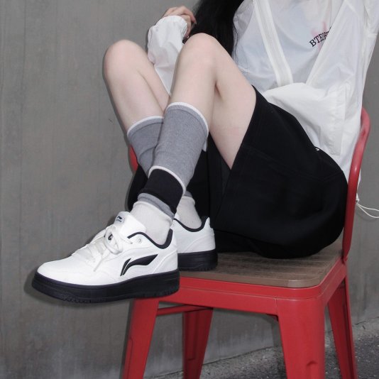 Soft Off White/Midnight Black