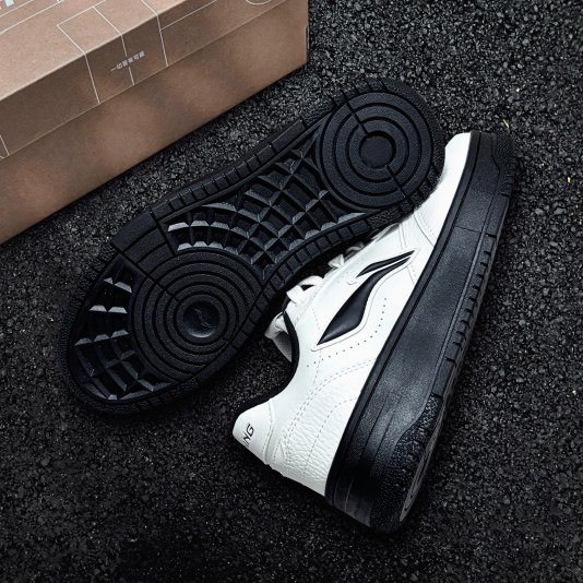 Soft Off White/Midnight Black
