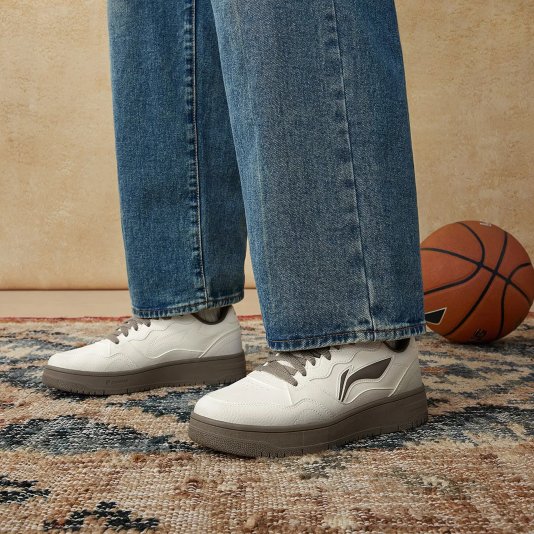 Soft Off White/Milk Chocolate
