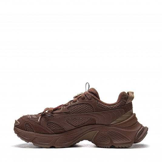 Y2K Interstellar Chocolate Gingerbread