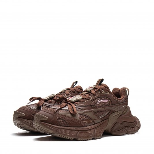 Y2K Interstellar Chocolate Gingerbread