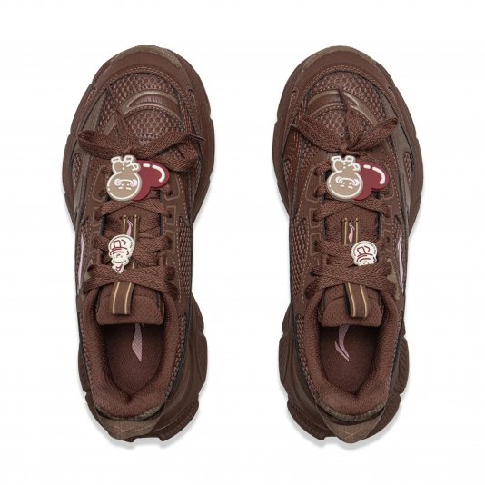 Y2K Interstellar Chocolate Gingerbread