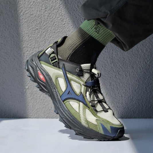 Racer Trail SE Black/Navy/Olive