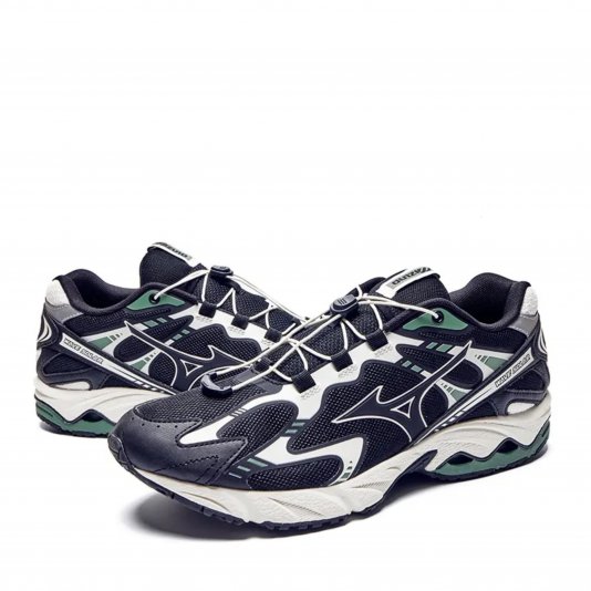 Wave Solar V2 Black/White/Green
