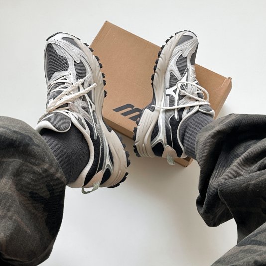 FIYI TL V2 Deep Seagull Gray/Moon Sand Gray