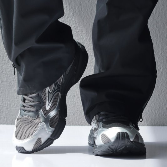 Speed 2K Silver/Dark Grey