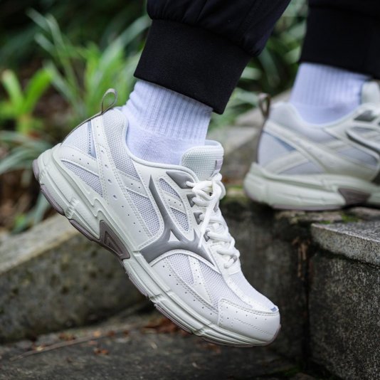 Speed Chalk White/Brown
