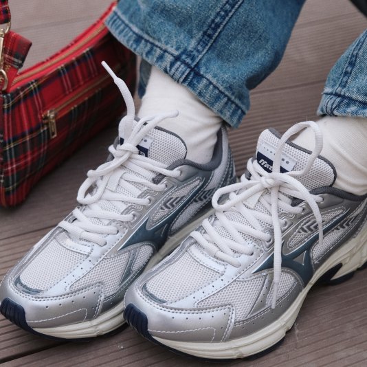 Speed Silver Grey/Black