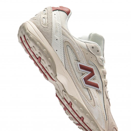 204L Sea Salt/Red Rock/White