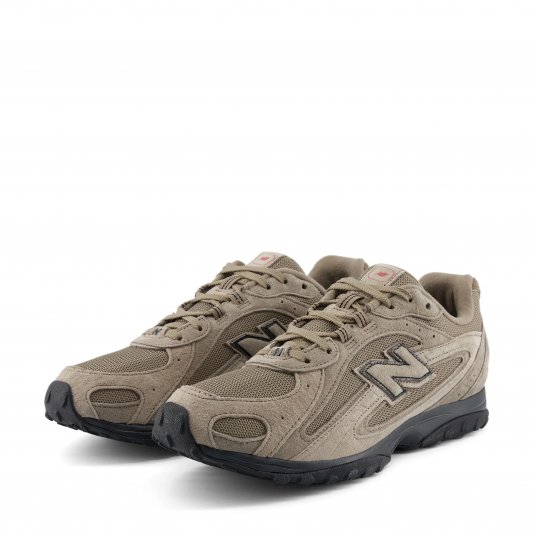 204L Tan/Black/Shadow Red