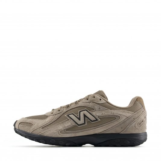 204L Tan/Black/Shadow Red