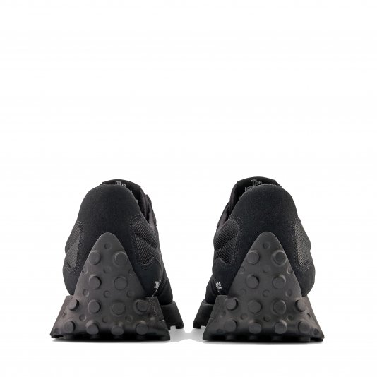 327 Black/Black/White