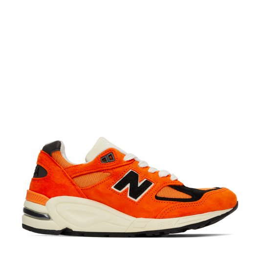 MADE in USA 990v2 Marigold/Black