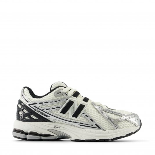 1906R Silver Metallic/Black/Sea Salt