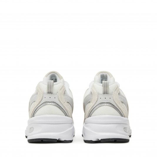 530 Sea Salt/Grey Matter/White