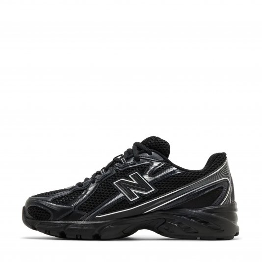 740 Black/Silver Metallic