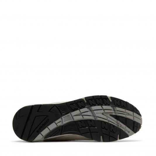 991 V1 Made In England Pelican/Island Fossil/Roasted Cashew