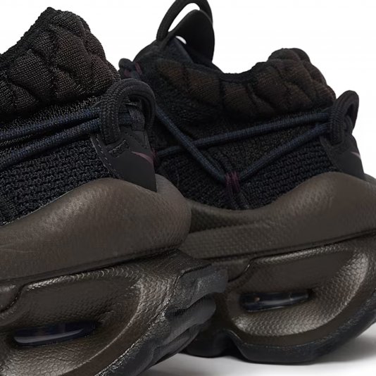 Air Max Flyknit Venture Black/Cacao Wow/Velvet Brown