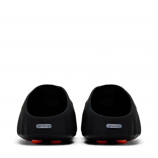 Mind 001 Black/Hyper Crimson/White/Chrome