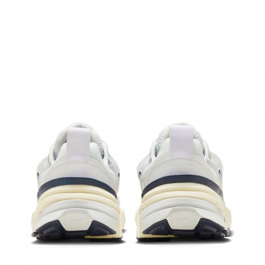 V2K Run Light Silver Grey/Peak White/Coconut Milk White/Midnight Blue