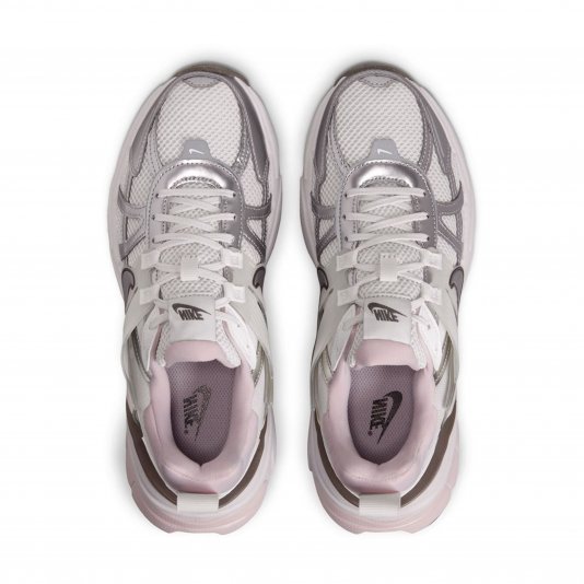 V2K Run Platinum Tint/Summit White/Cave Stone/Metallic Silver