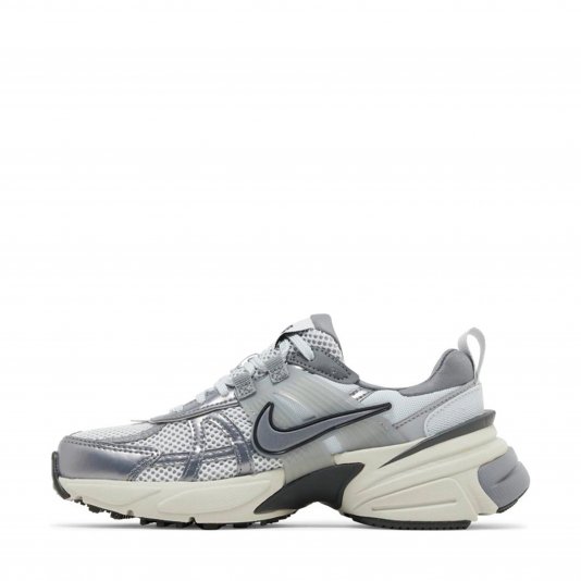 V2K Run Pure Platinum/Wolf Grey/Cool Grey/Metallic Cool Grey