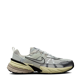 V2K Run Summit White/Pure Platinum/Light Iron Ore/Metallic Silver