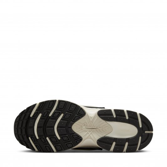 V5 RNR Summit White/Sail/Black/Light Orewood Brown