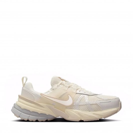 V2K Run Pale Ivory/Coconut Milk/Sand Drift