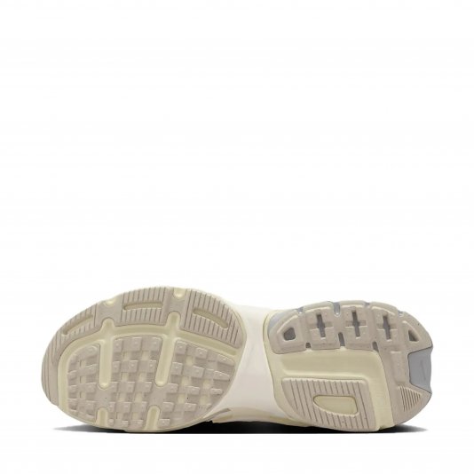 V2K Run Pale Ivory/Coconut Milk/Sand Drift