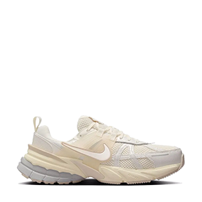 V2K Run Pale Ivory/Coconut Milk/Sand Drift