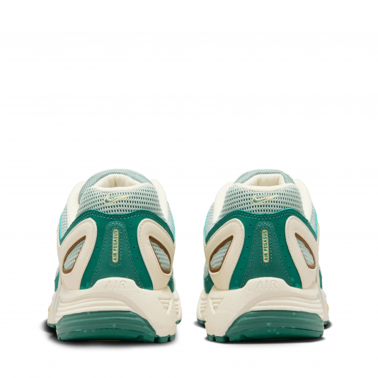 Air Pegasus 2005 Coconut Milk/Bicoastal/Light Silver