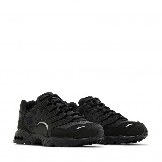Air Terra Humara Triple Black